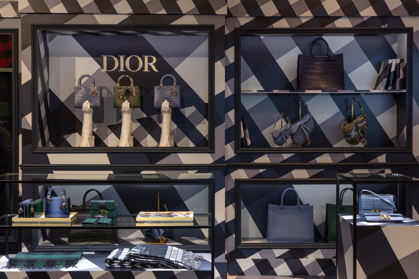Harrods Dior Pop Up 2