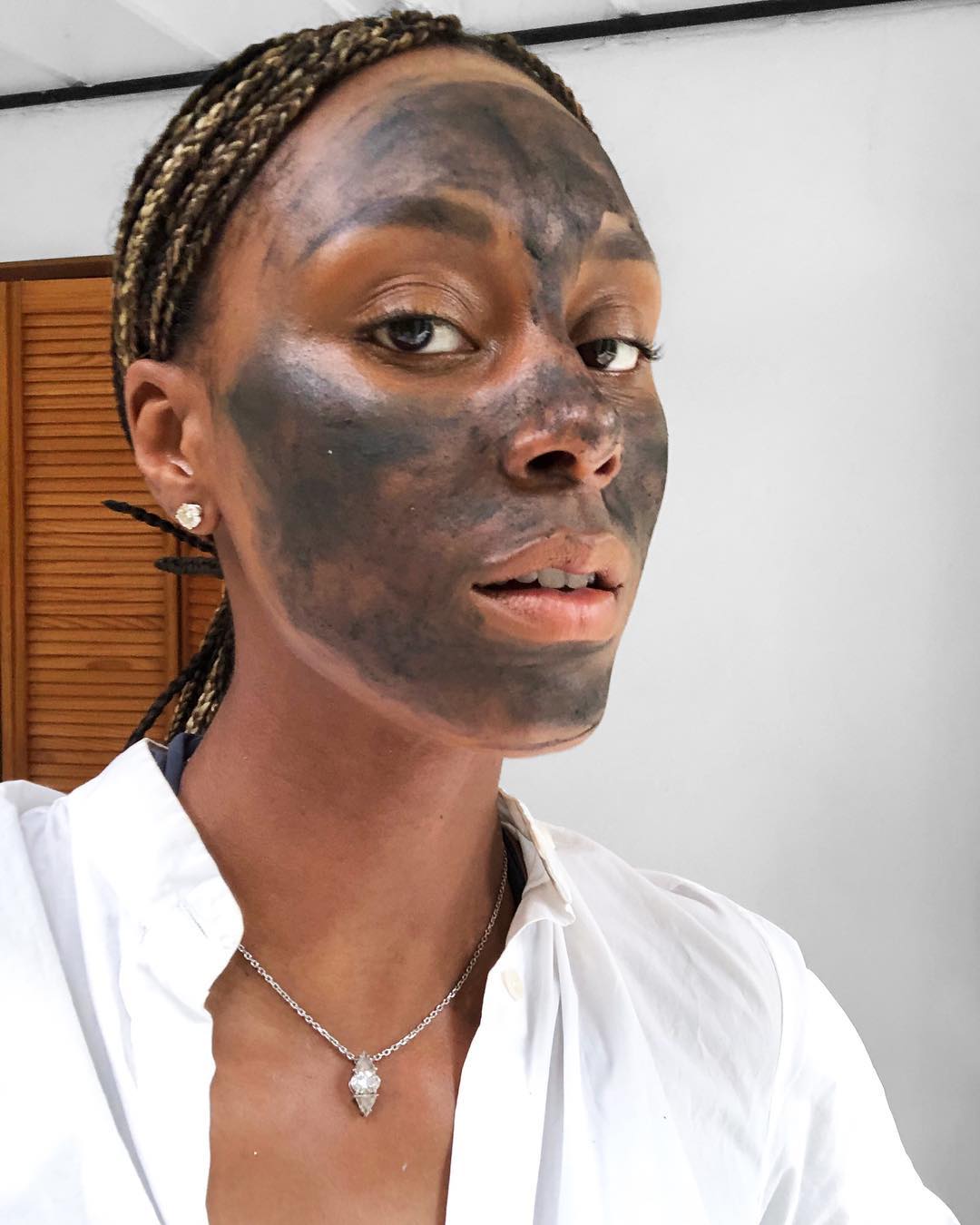 Cleansing Charcoal Mask