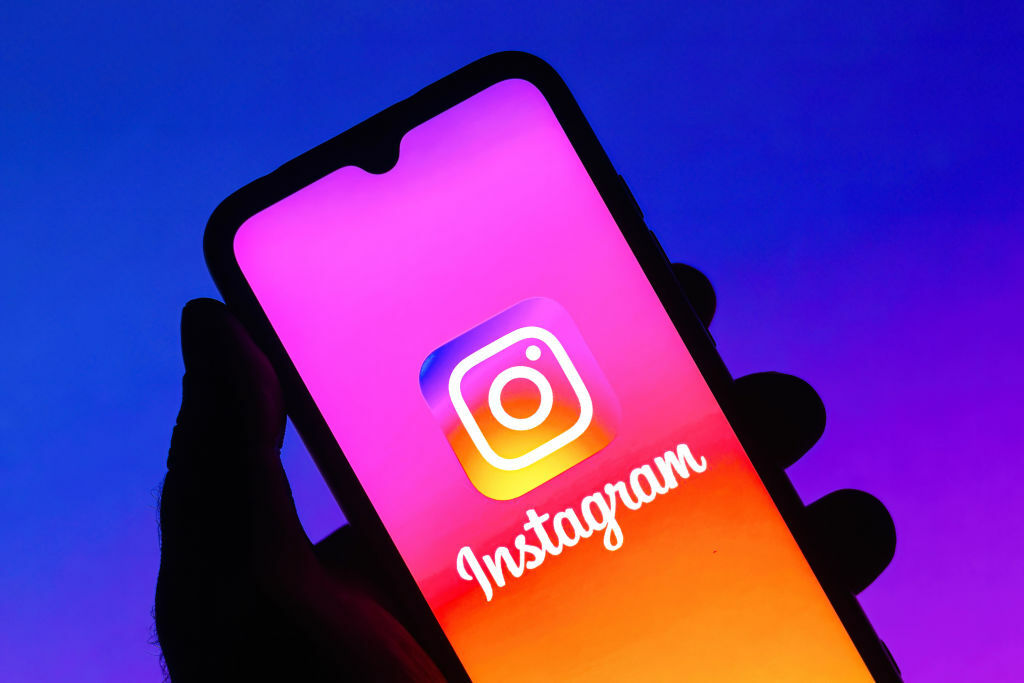 How To Download Or Save Your Instagram Stories In Your Phone?