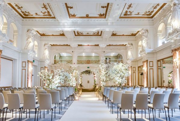 London-hotel-wedding-venue-The-Kimpton-Fitzroy-ballroom