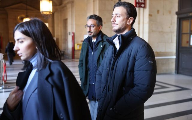 La star marocaine Saad Lamjarred jugée pour un viol avec violencesLe chanteur marocain Saad Lamjarred comparaît devant la cour dassises de Paris. Il est accusé davoir violé et frappé une jeune femme dans une chambre dhôtel en 2016 en marge dun concert prévu à Paris.